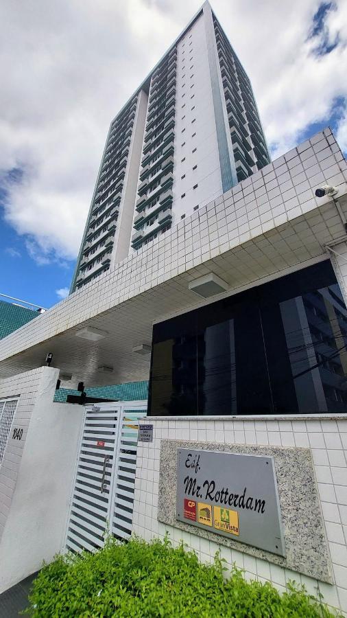 Ape Com Vista Espetacular No Edif. Mr. Roterdam Apartment Caruaru Bagian luar foto